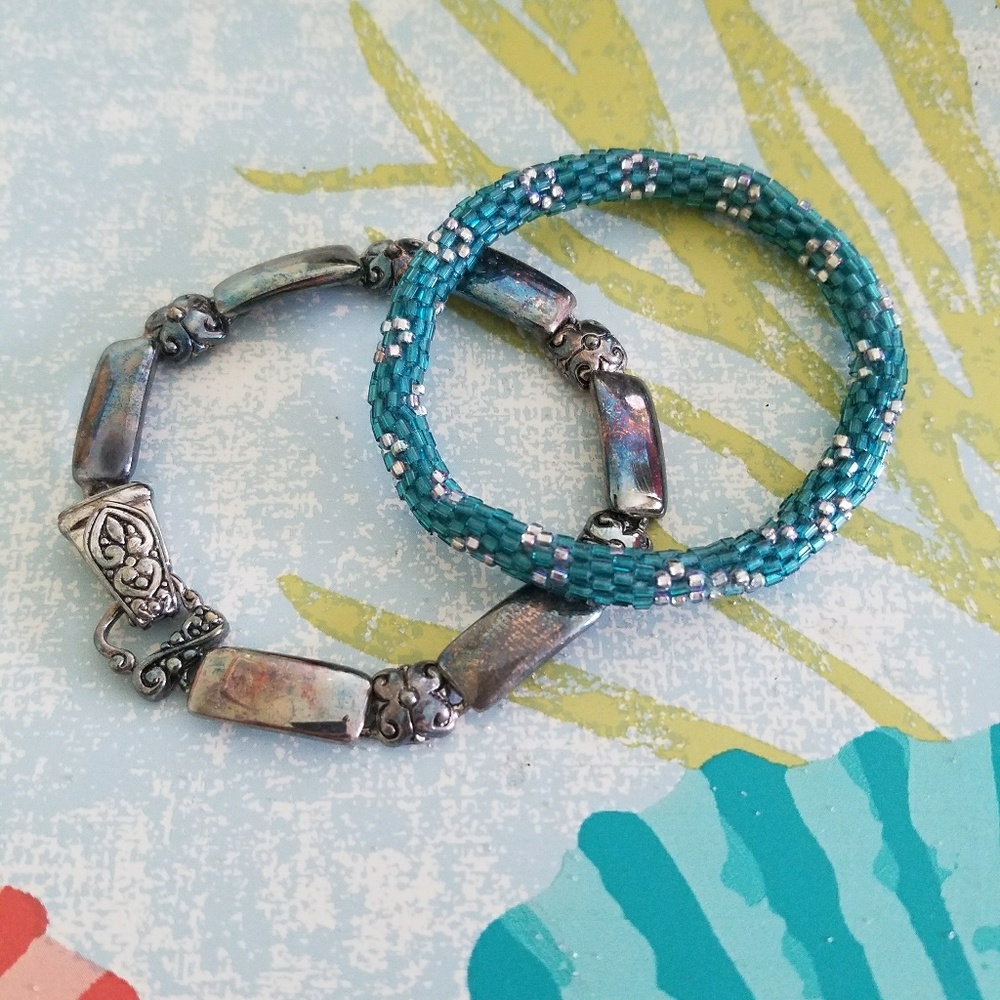 Set of two bracelets